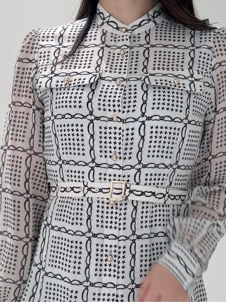 GRACE CONTINENTAL MOMOKO コーディネート画像