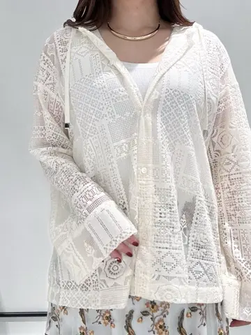 GRACE CONTINENTAL MOMOKO コーディネート画像