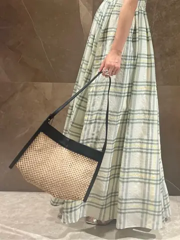 GRACE CONTINENTAL 穐山　香織 コーディネート画像