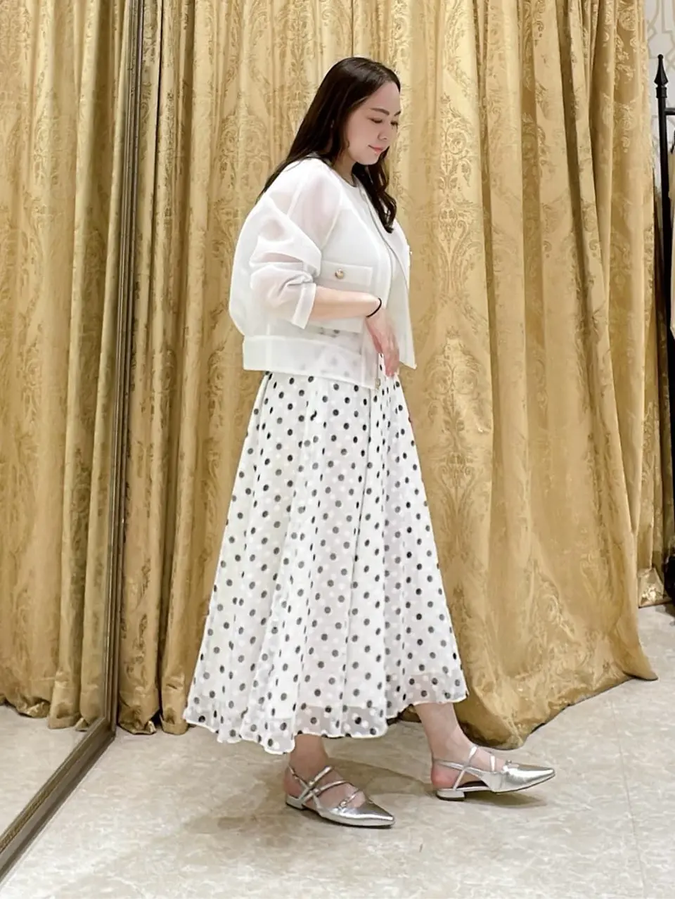 GRACE CONTINENTAL 泉　敦子 コーディネート画像