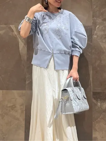 GRACE CONTINENTAL 穐山　香織 コーディネート画像