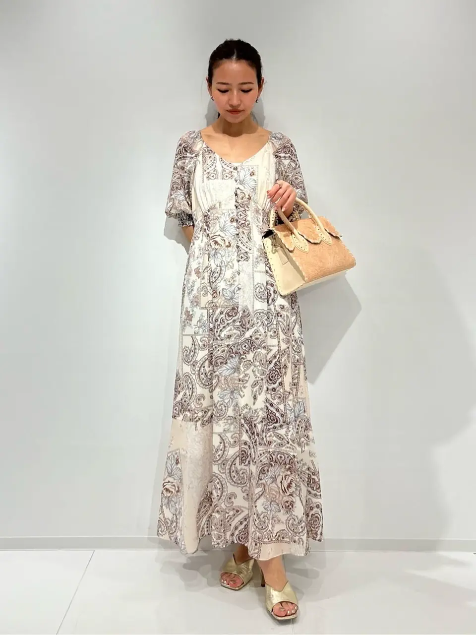 GRACE CONTINENTAL 加藤   恵理奈 コーディネート画像