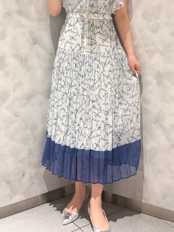 GRACE CONTINENTAL OZAWA コーディネート画像