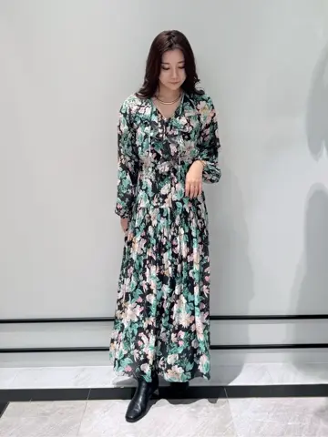 GRACE CONTINENTAL MOMOKO コーディネート画像