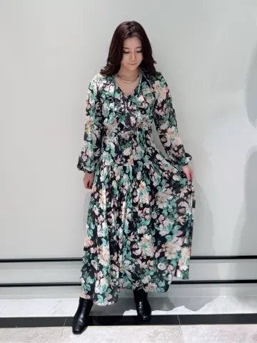 GRACE CONTINENTAL MOMOKO コーディネート画像