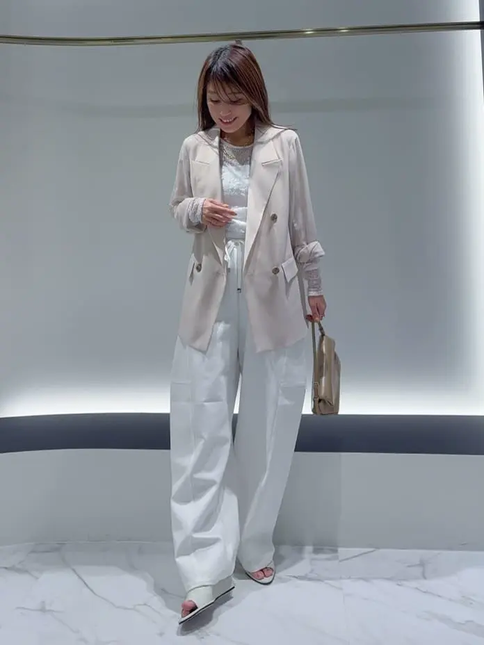 GRACE CONTINENTAL yukimi yonee コーディネート画像