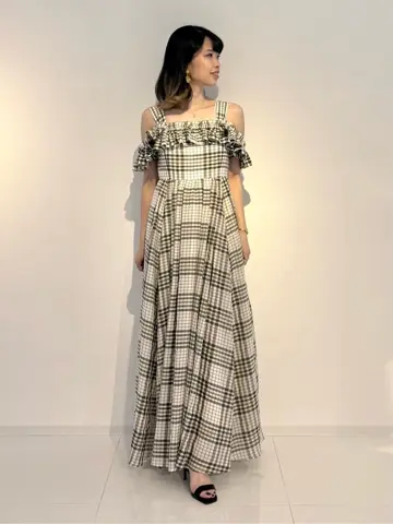 GRACE CONTINENTAL FUKUSHIMA YURIE コーディネート画像