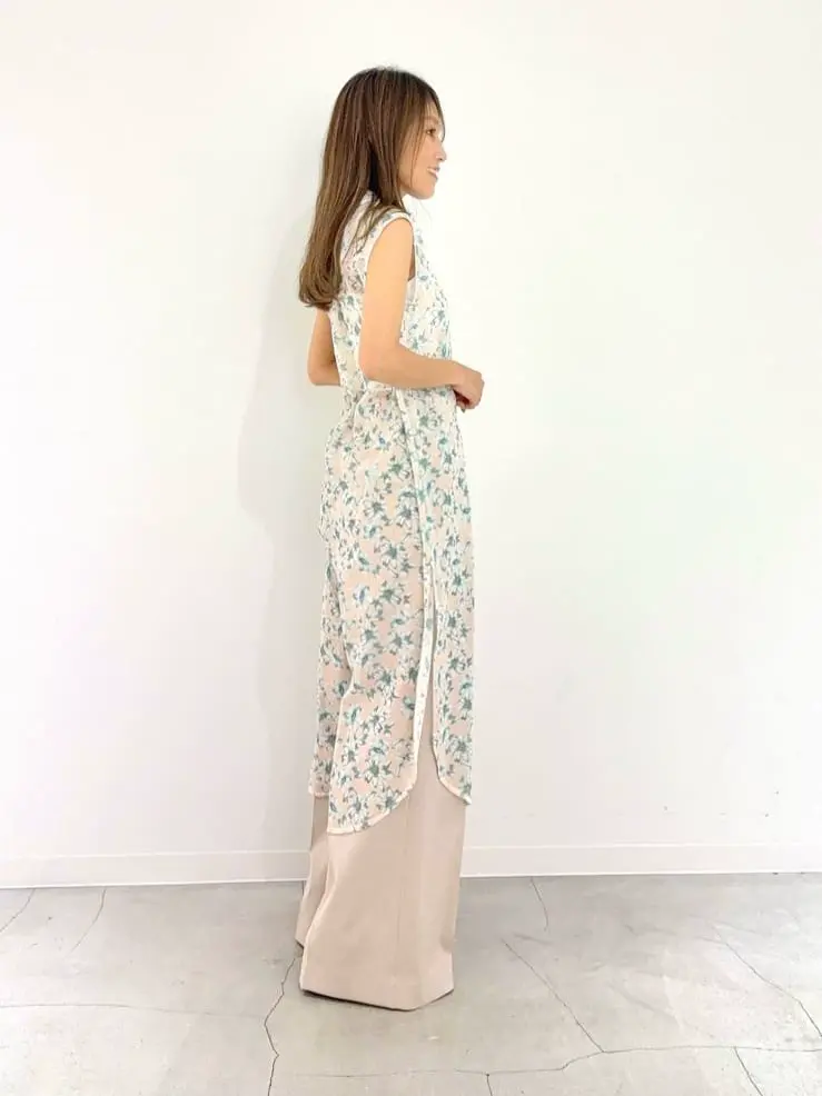 GRACE CONTINENTAL yukimi yonee コーディネート画像