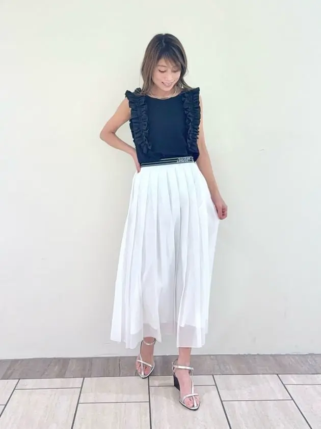 GRACE CONTINENTAL yukimi yonee コーディネート画像