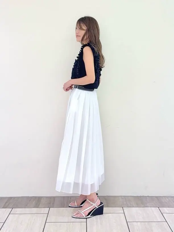 GRACE CONTINENTAL yukimi yonee コーディネート画像