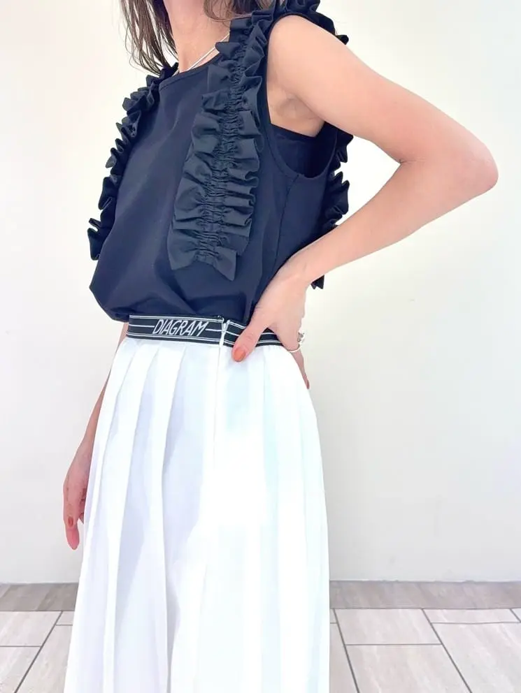 GRACE CONTINENTAL yukimi yonee コーディネート画像