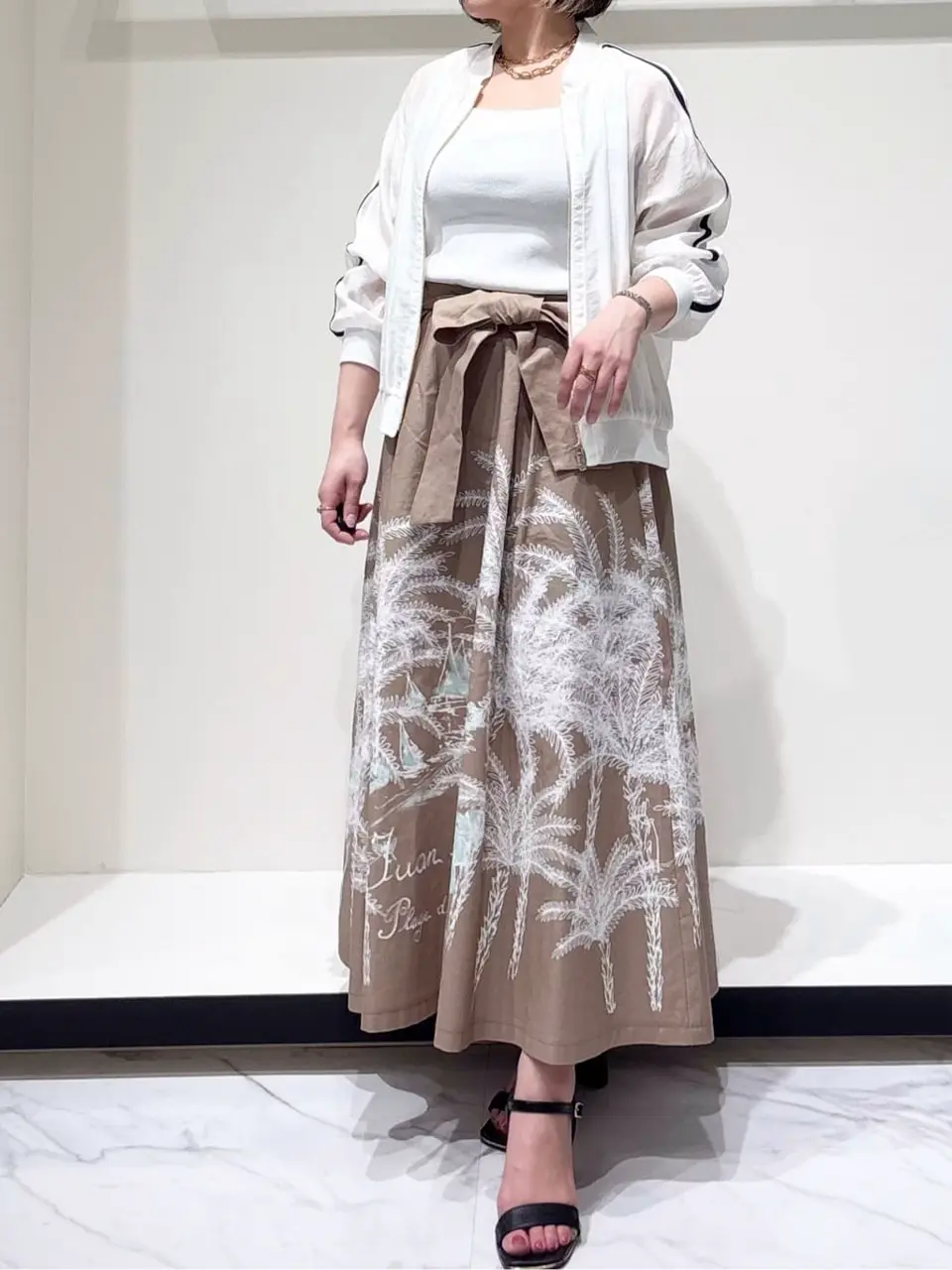 GRACE CONTINENTAL くまさか コーディネート画像