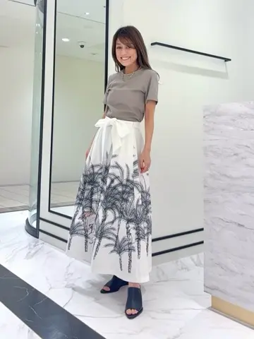 GRACE CONTINENTAL yukimi yonee コーディネート画像