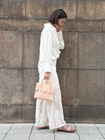 GRACE CONTINENTAL 伊藤　静華 コーディネート画像