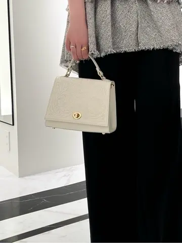 GRACE CONTINENTAL Kanon コーディネート画像