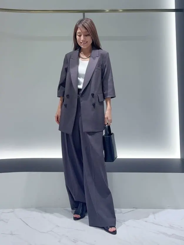 GRACE CONTINENTAL yukimi yonee コーディネート画像