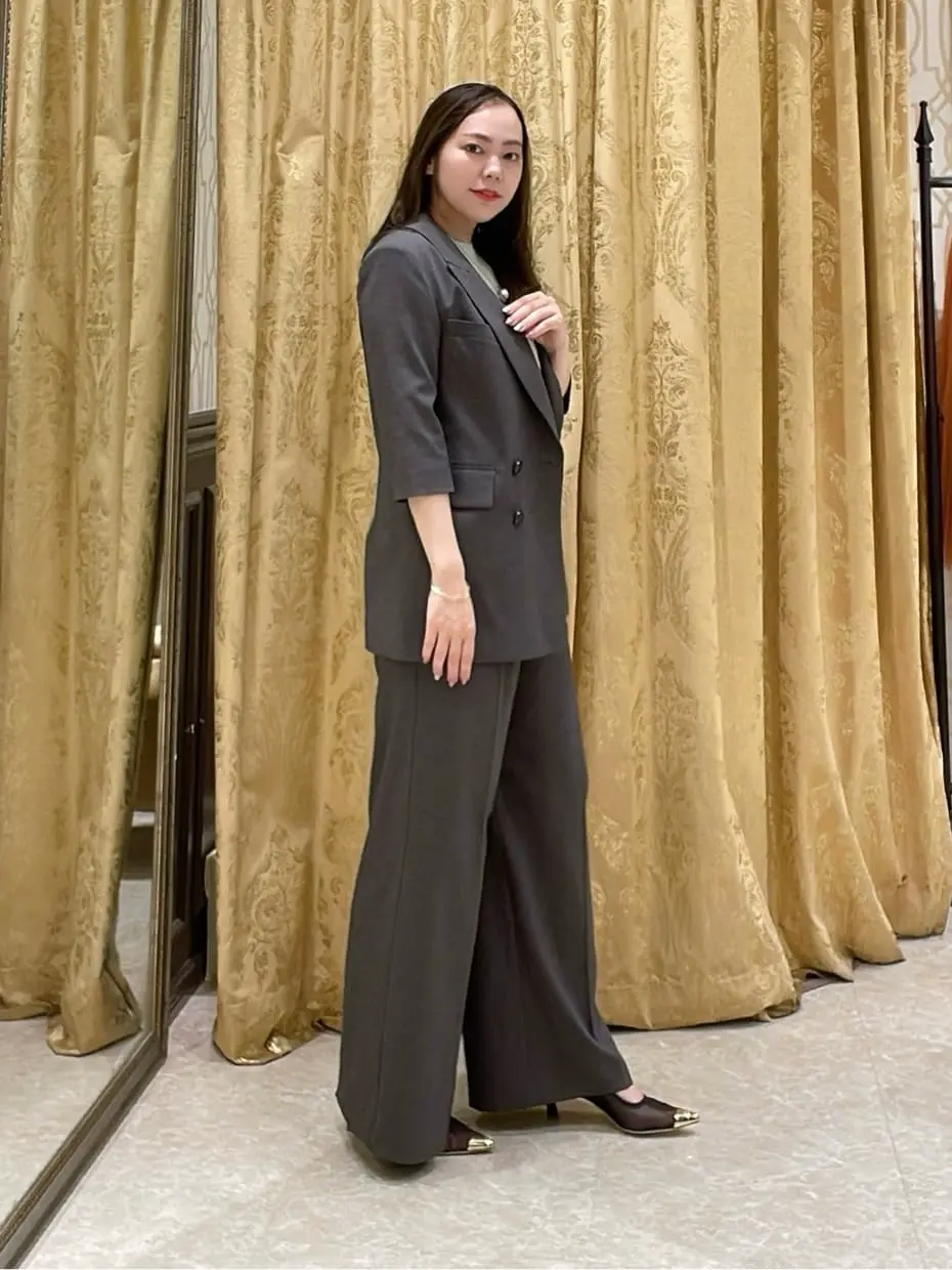 GRACE CONTINENTAL 泉　敦子 コーディネート画像