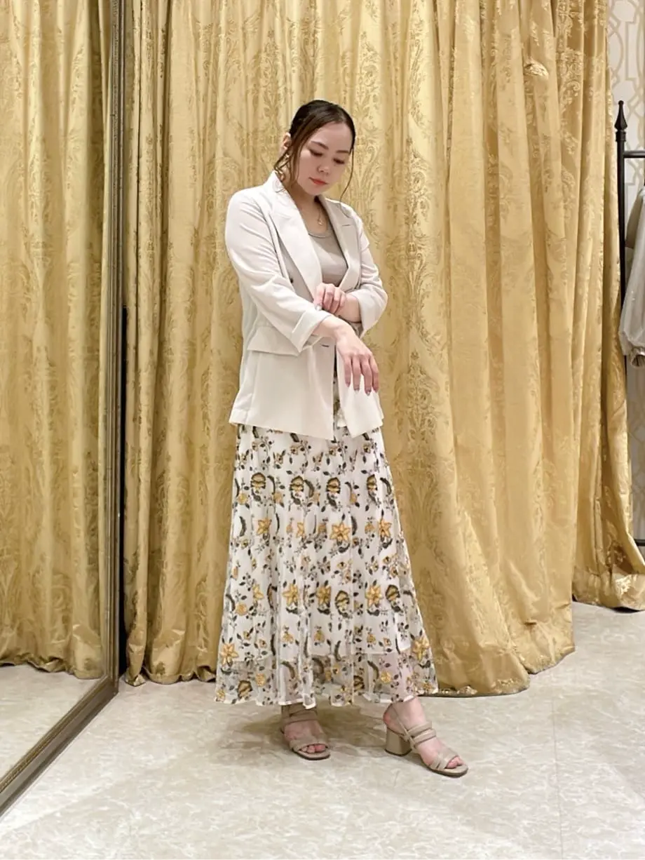  泉　敦子 コーディネート画像