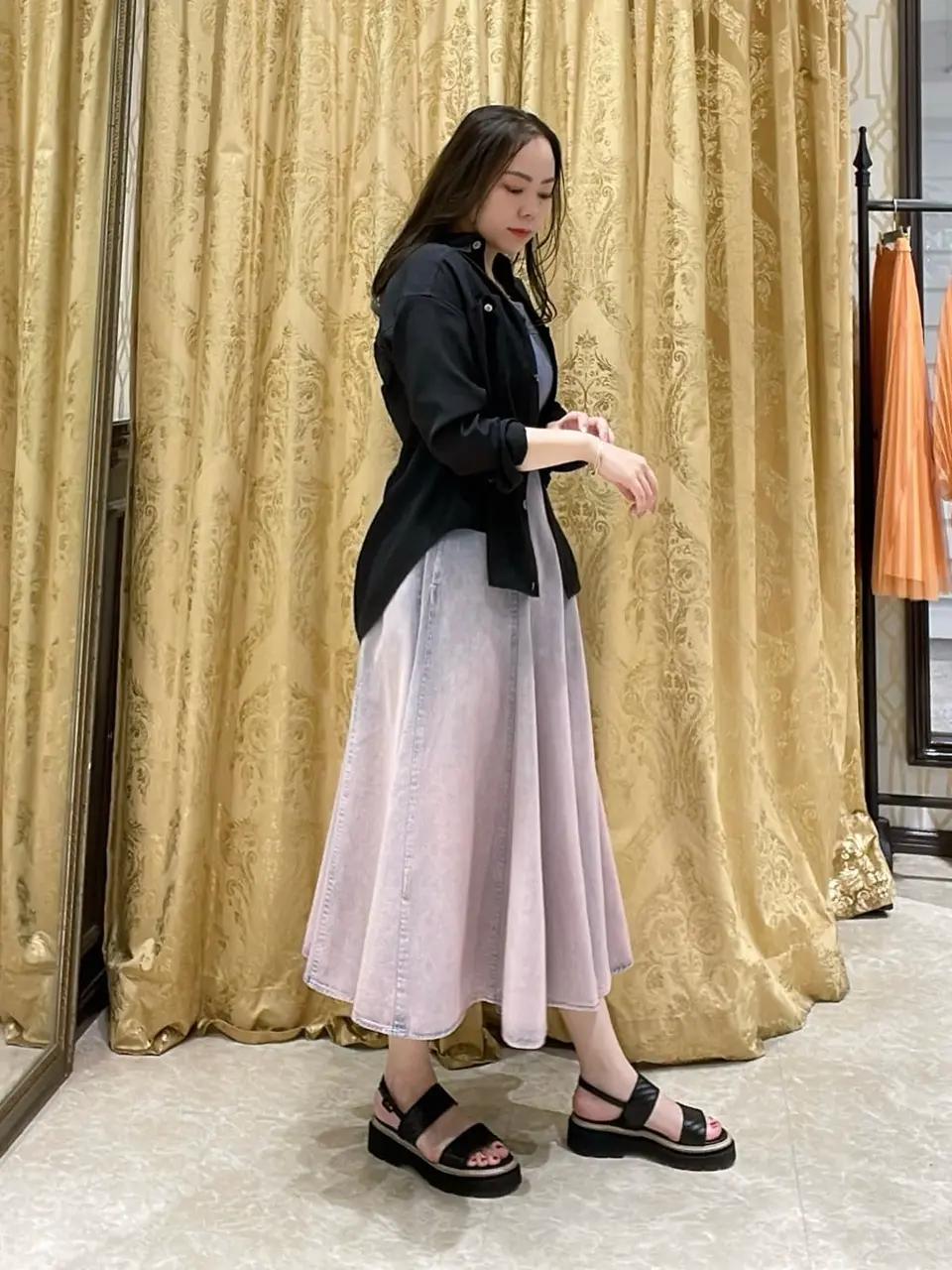 GRACE CONTINENTAL 泉　敦子 コーディネート画像