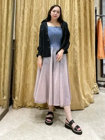 GRACE CONTINENTAL 泉　敦子 コーディネート画像