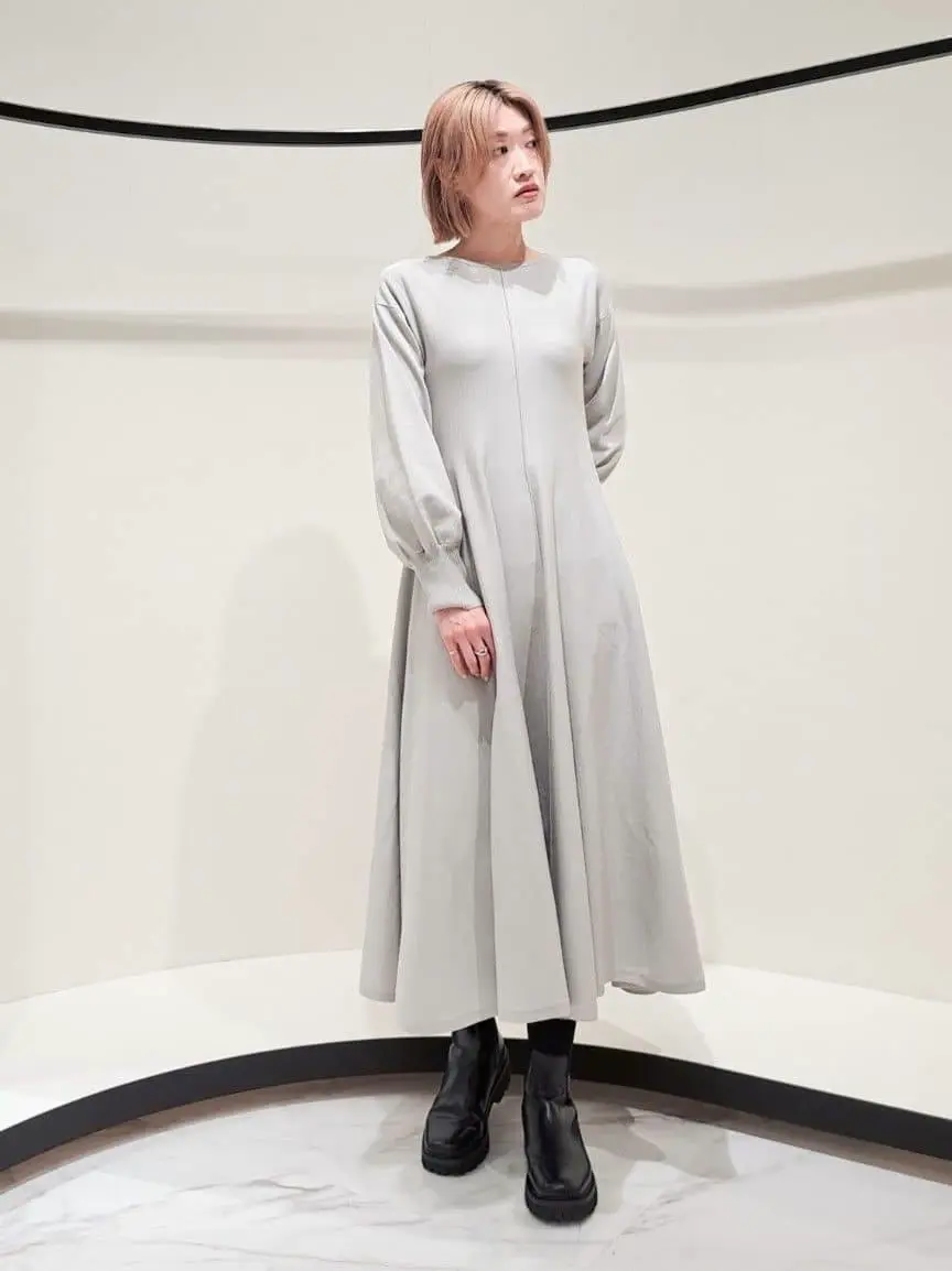 GRACE CONTINENTAL 今野　志保 コーディネート画像