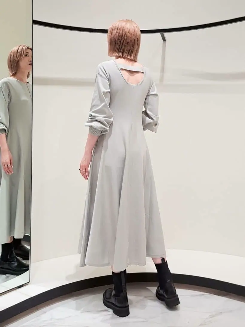 GRACE CONTINENTAL 今野　志保 コーディネート画像