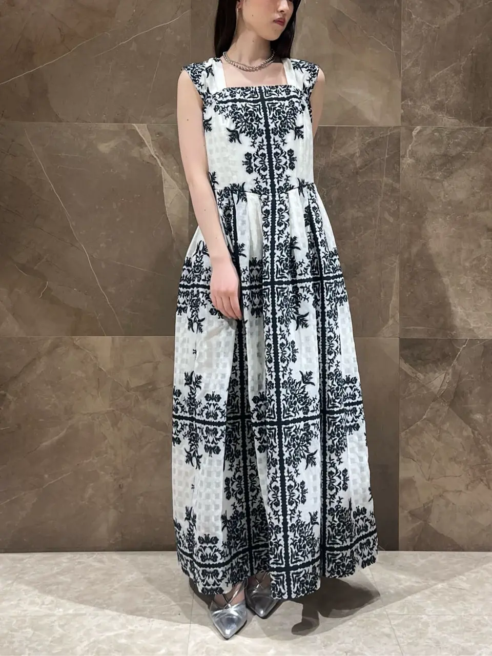 GRACE CONTINENTAL Machi コーディネート画像