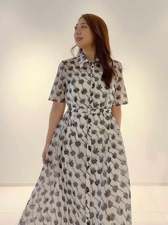 GRACE CONTINENTAL HIGASHIGAWA.R コーディネート画像