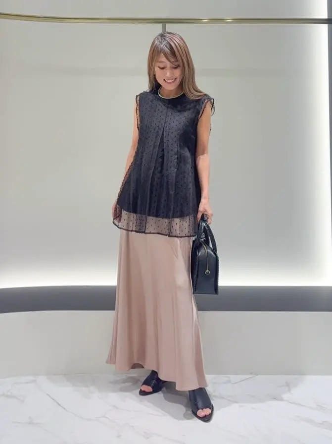 GRACE CONTINENTAL yukimi yonee コーディネート画像