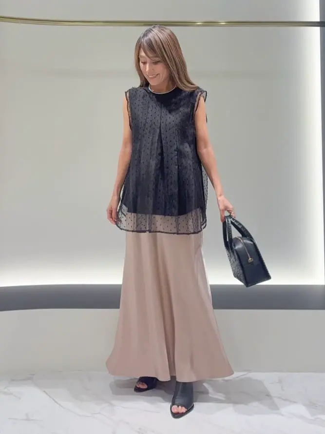 GRACE CONTINENTAL yukimi yonee コーディネート画像