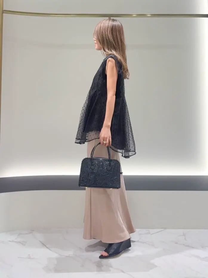 GRACE CONTINENTAL yukimi yonee コーディネート画像