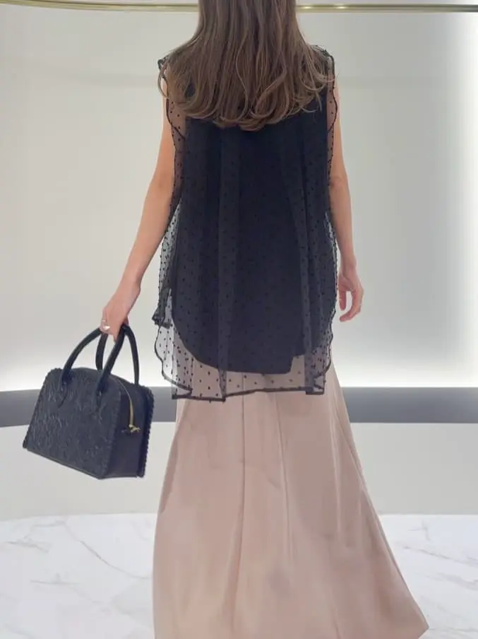 GRACE CONTINENTAL yukimi yonee コーディネート画像