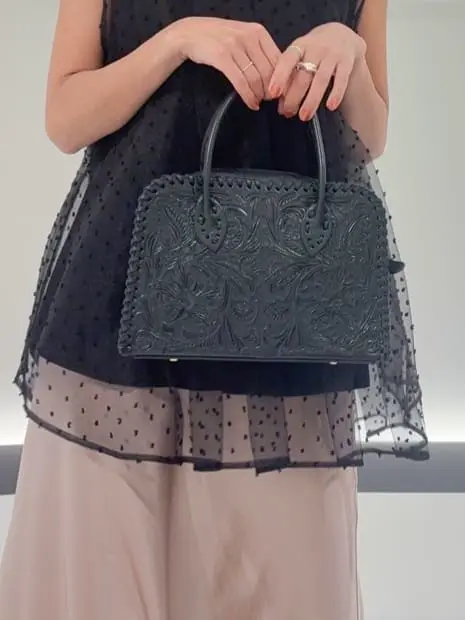 GRACE CONTINENTAL yukimi yonee コーディネート画像