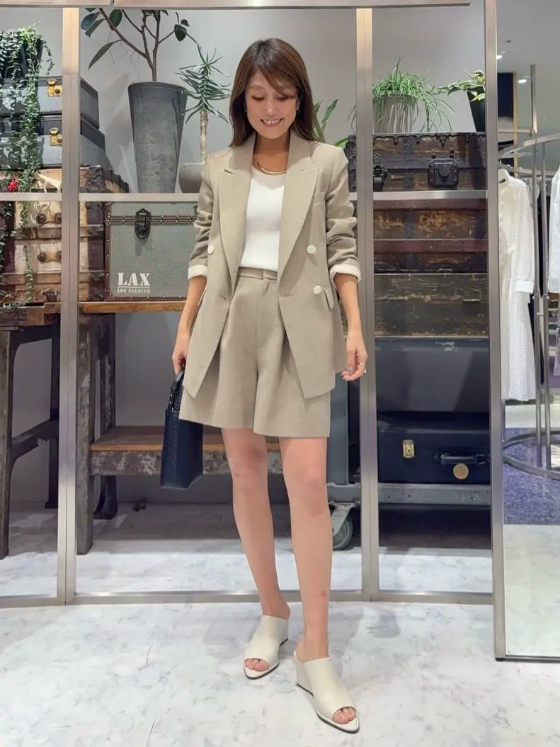 GRACE CONTINENTAL yukimi yonee コーディネート画像