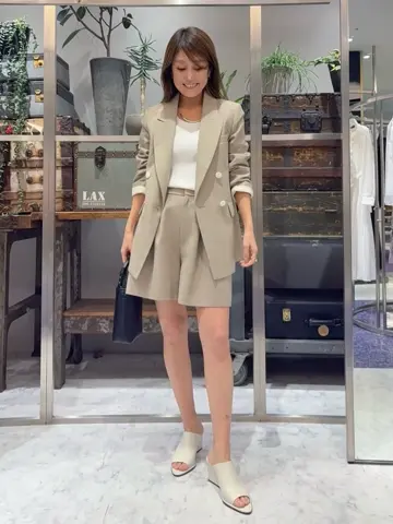 GRACE CONTINENTAL yukimi yonee コーディネート画像