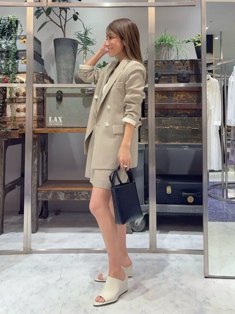 GRACE CONTINENTAL yukimi yonee コーディネート画像