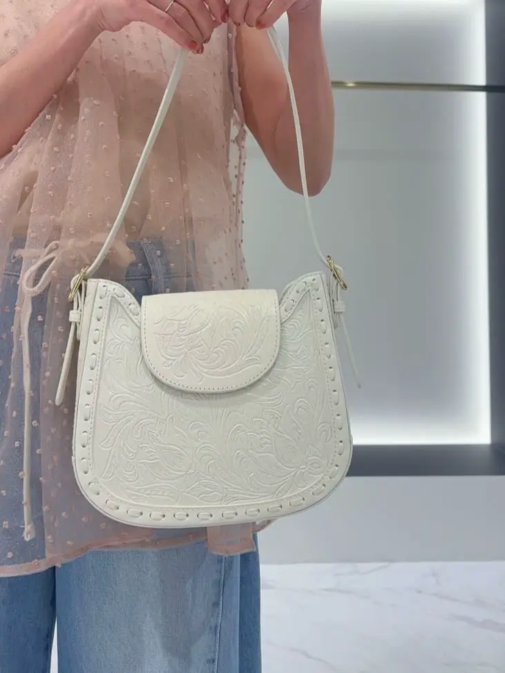 GRACE CONTINENTAL yukimi yonee コーディネート画像