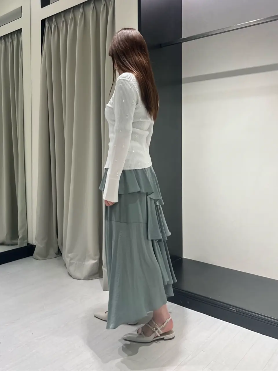 GRACE CONTINENTAL 赤坂 梨来 コーディネート画像