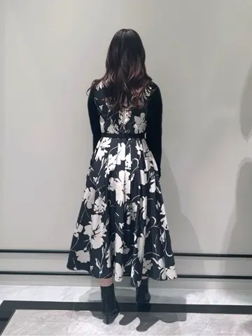 GRACE CONTINENTAL MOMOKO コーディネート画像