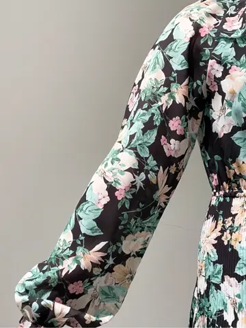 GRACE CONTINENTAL CHISAKO.S コーディネート画像