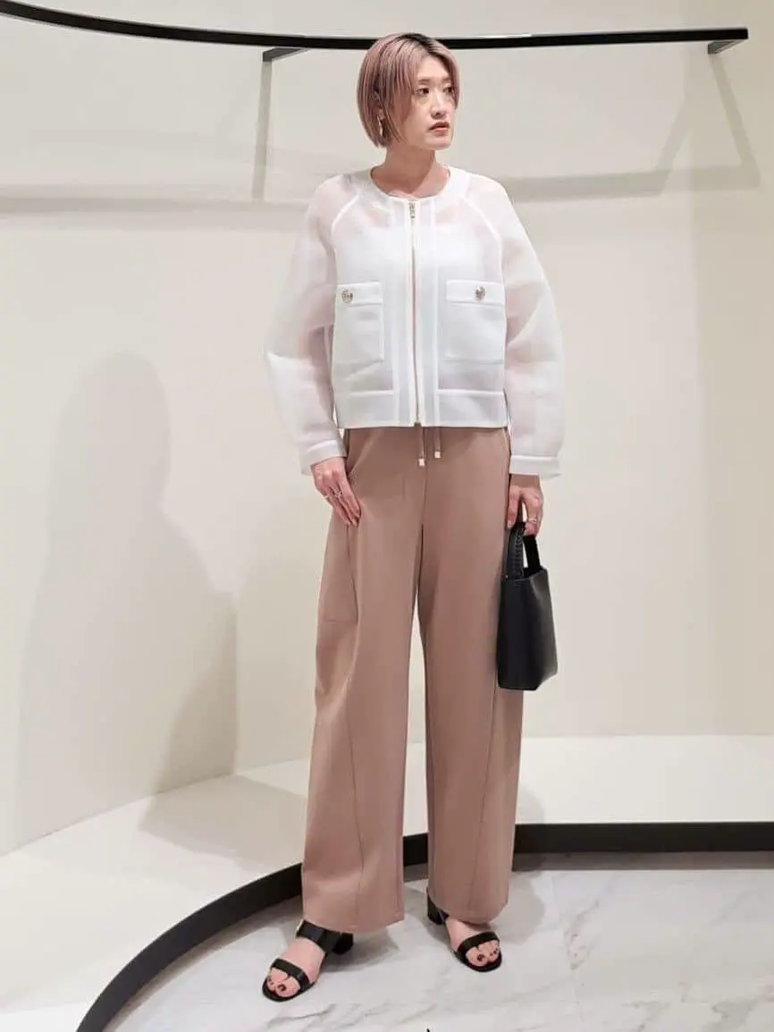 GRACE CONTINENTAL 今野　志保 コーディネート画像