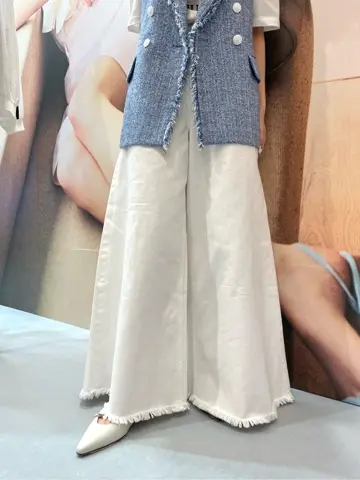 GRACE CONTINENTAL yoshi コーディネート画像