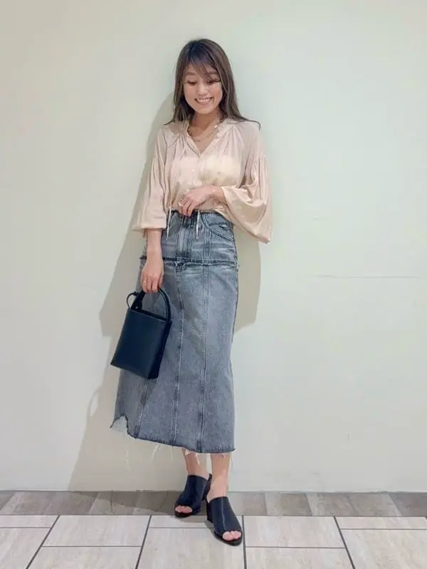 GRACE CONTINENTAL yukimi yonee コーディネート画像