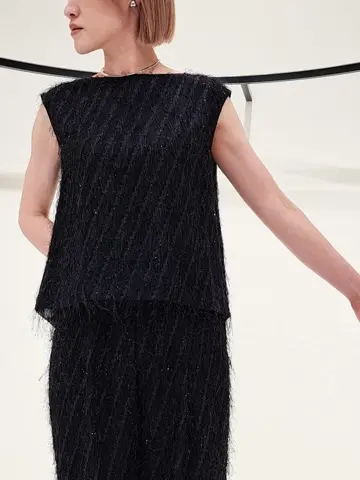 GRACE CONTINENTAL 今野　志保 コーディネート画像