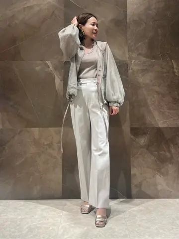 GRACE CONTINENTAL 穐山　香織 コーディネート画像