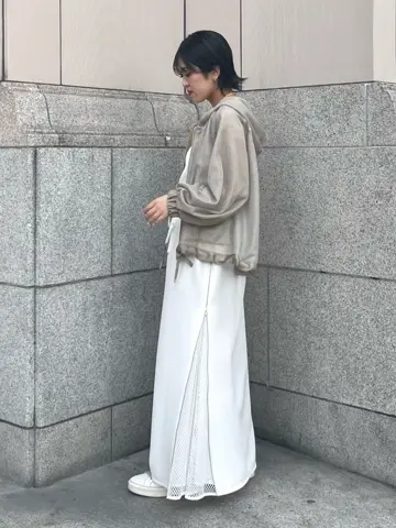 GRACE CONTINENTAL yoshi コーディネート画像