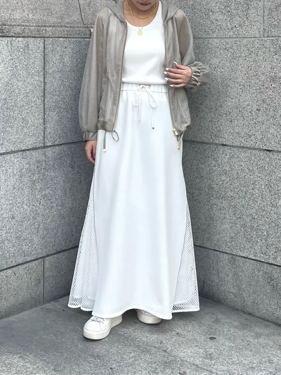 GRACE CONTINENTAL yoshi コーディネート画像