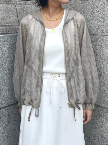 GRACE CONTINENTAL yoshi コーディネート画像