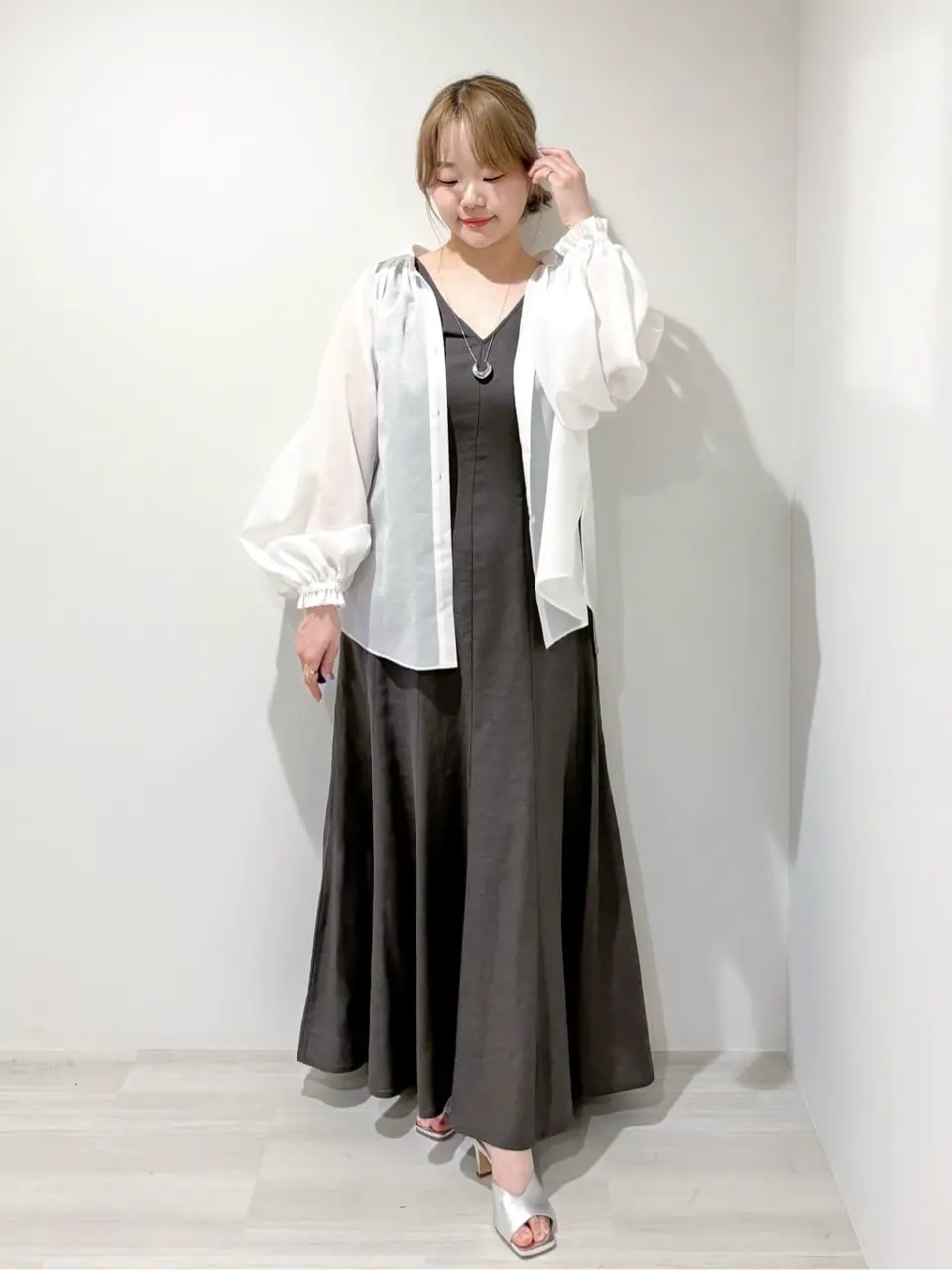 GRACE CONTINENTAL SAYUMI Nagashima コーディネート画像