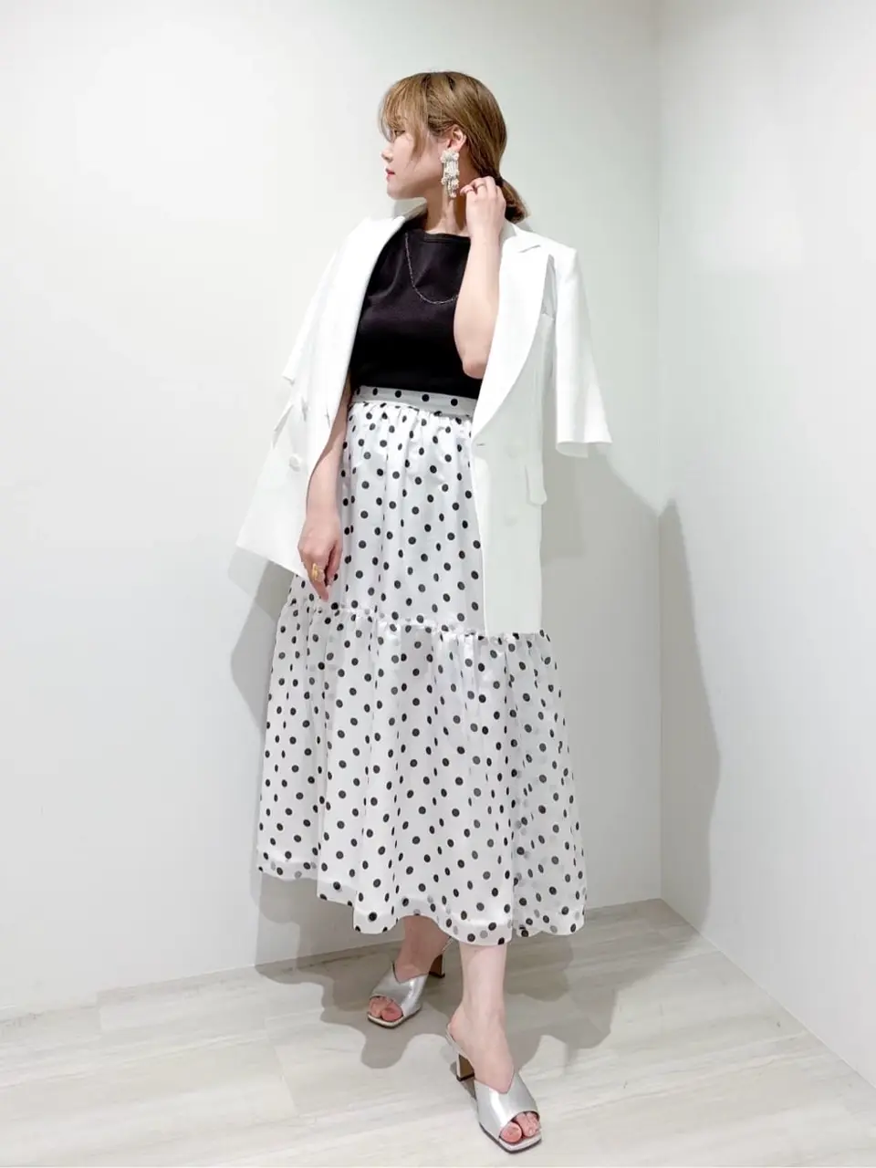 GRACE CONTINENTAL SAYUMI Nagashima コーディネート画像